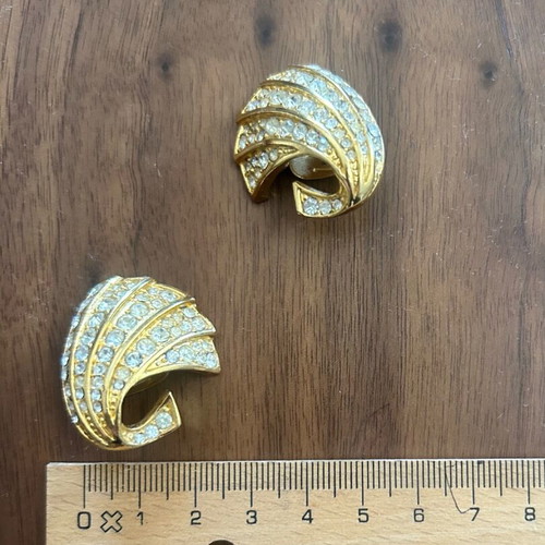 Vintage clip-on earrings gold with zirconia like new