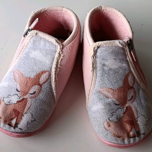 Comfy Pink Deer Slippers Used Anatomical