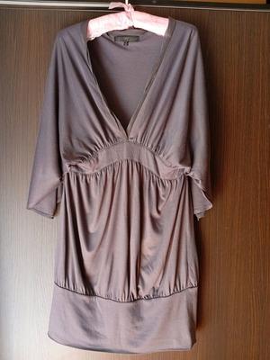 Women's dress gray like new, size M