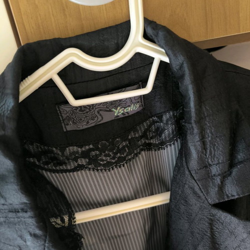 Ysatis black blazer in excellent condition