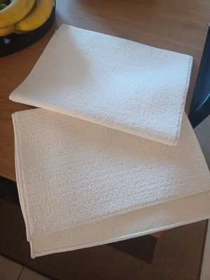 Bathroom mats, set of 3, white