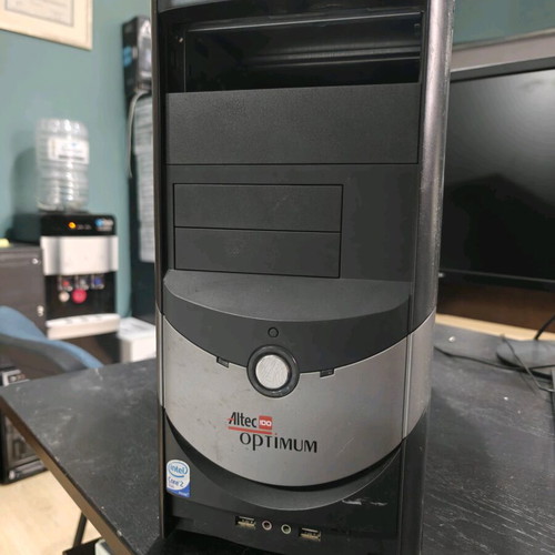 Desktop Ryzen 3 used, 8GB RAM, light gaming, no disk included