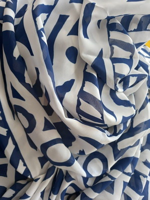 Blue and white geometric fabric, 1.90 × 1.12 m