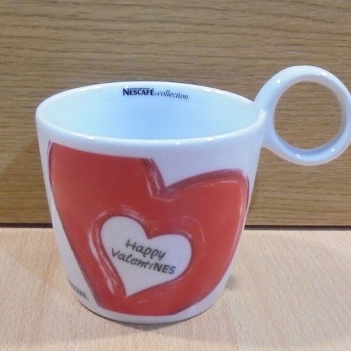 Nescafe Happy Valentines promotional porcelain cup like new with case