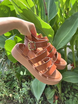 Brown sandals size 36.5 new, synthetic leather, comfortable sole