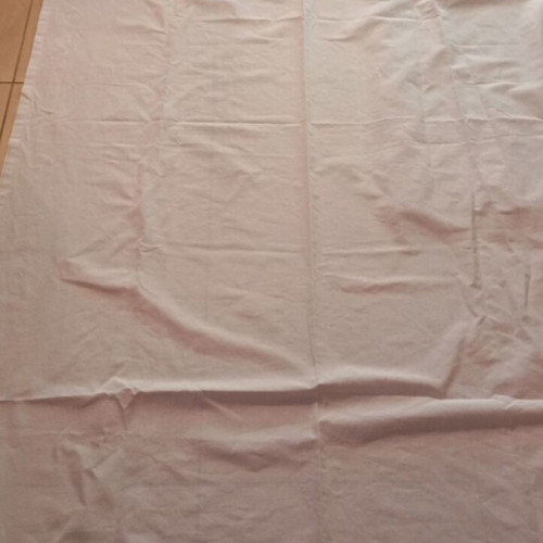 Opaque white curtain like new