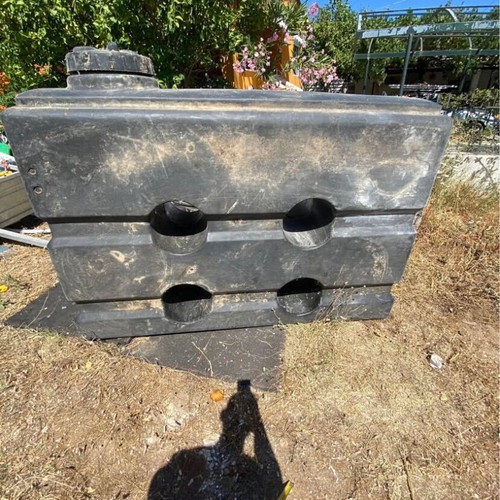 Kymasol 1500 litre outdoor fuel tank with ribs, sealed