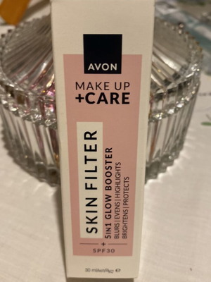 Avon Skin Filter 5in1 Glow Booster new in box