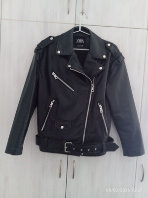 Μπουφάν biker από δερματίνη Zara oversized XS σαν καινούργιο, μαύρο