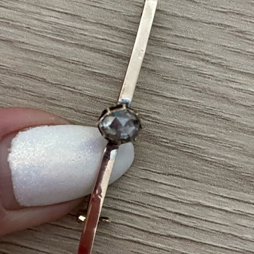 Gold pin 585 with vintage diamond used