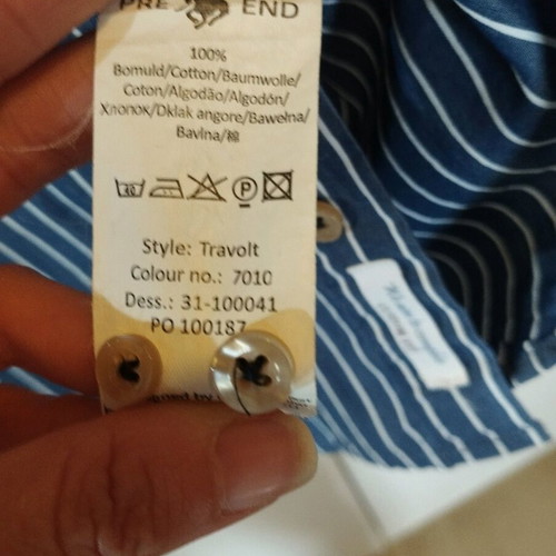 Pack of 2 men's shirts small, 100% cotton, like new, blue