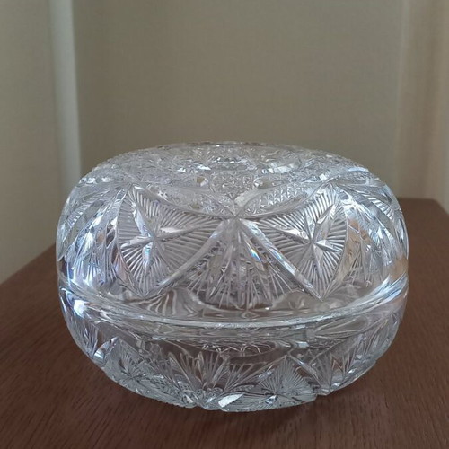 Crystal bonbonniere like new