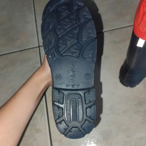 Muflon Galontzes Boots like new, size 35.5, blue and red