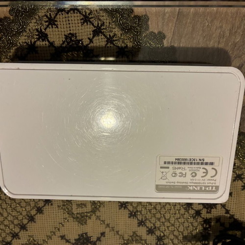 Tp-Link 10/100 Switch 8-Port used
