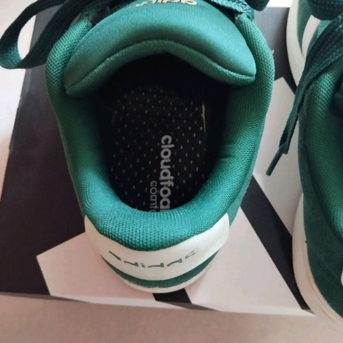Adidas women's low sneakers size 38 2/3 like new, green