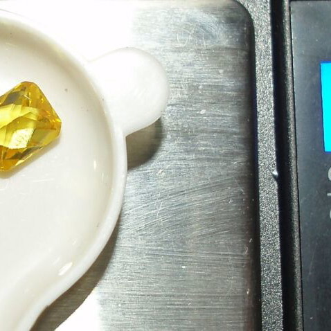 Citrine minerals 6 pieces with various cuts and colors 19.60 ct