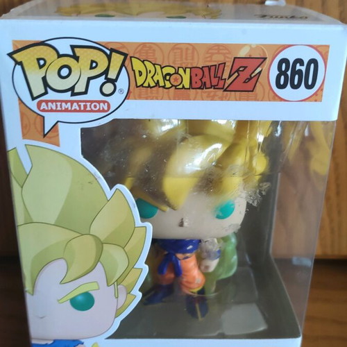 Dragonball Z Super Saiyan Goku 860 Funko Pop used