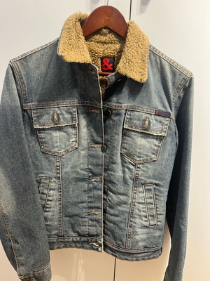 Authentic Dolce Gabbana denim jacket like new, size 40, blue