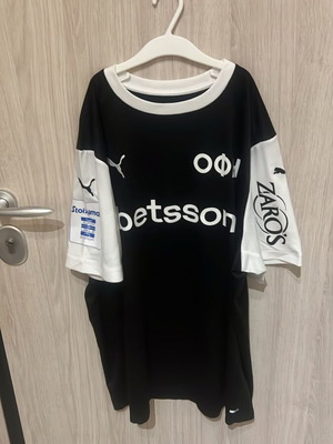 Ofi shirt match worn like new