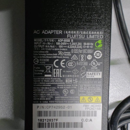 Fujitsu laptop charger 80 watt used without power cable