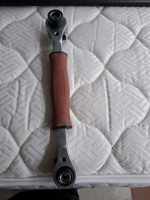 Multifunctional ratchet wrench new 8 in 1