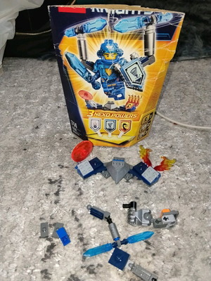 Lego Nexo Knights 4 incomplete sets used