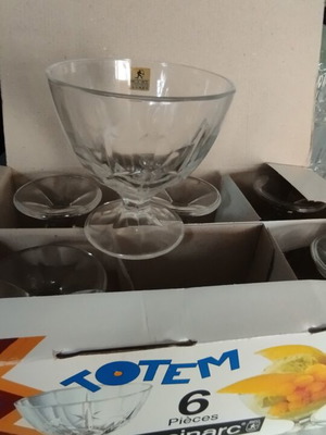 Ice cream bowls set of 6, new
