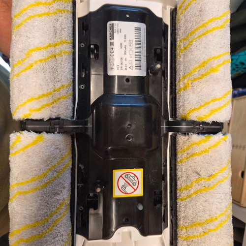 KARCHER FC 8 electric mop and vacuum like new