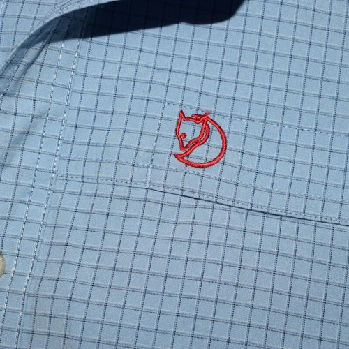 Fjallraven Ray Shirt Men size L new, white and blue