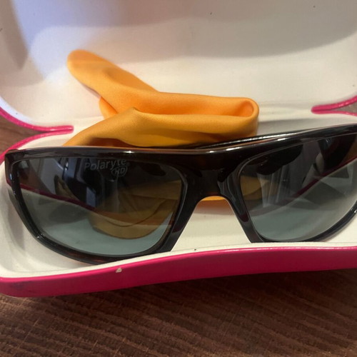 Polaryte unisex sunglasses with magnetic clip-ons