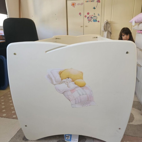 Wooden baby cot with mattress like new 1.50×70