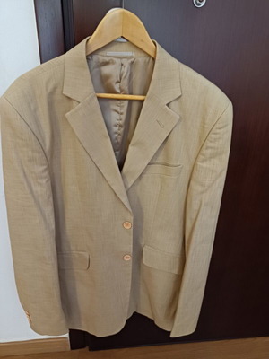 Giorgio Armani men's jacket size 52 like new, beige