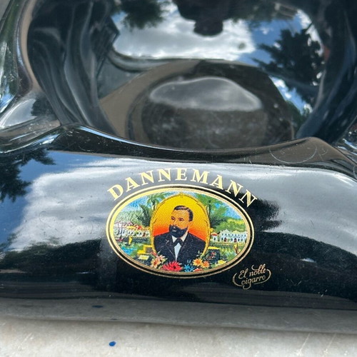 Dannemann El Noble Cigarro ashtray used, black color