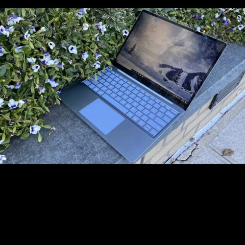 Microsoft Surface Laptop Go like new with Intel Core i5, 8GB RAM, 128GB SSD
