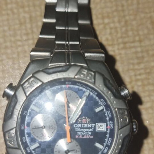 Orient titanium chronograph like new, gray and blue
