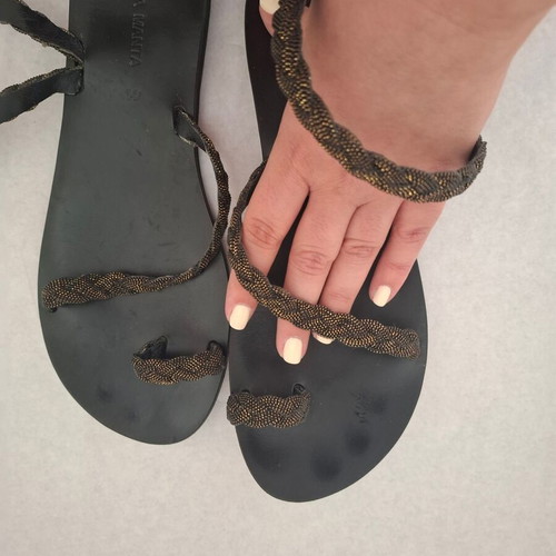 Sofia Manta Black Rocks leather flat sandals size 41 like new