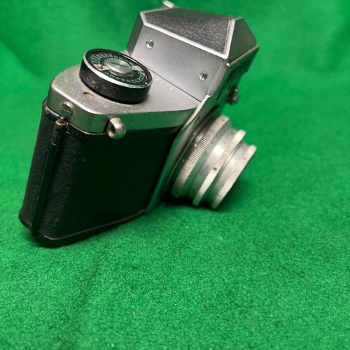 Exakta VX 500 with Carl Zeiss Jena Tessar 2.8/50mm used in very good condition