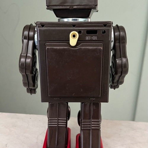 Horikawa Attacking Martian Robot used vintage tin toy from Japan