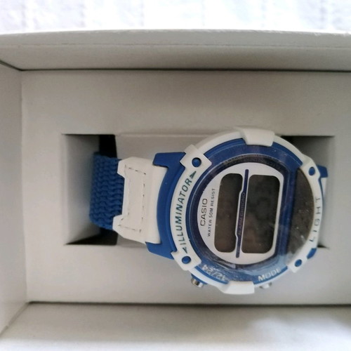 Casio children's watch new blue with box