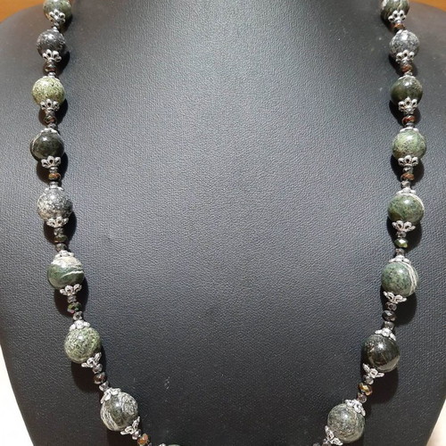 Handmade necklace with seraphinite, zircon, hematite and surgical steel new