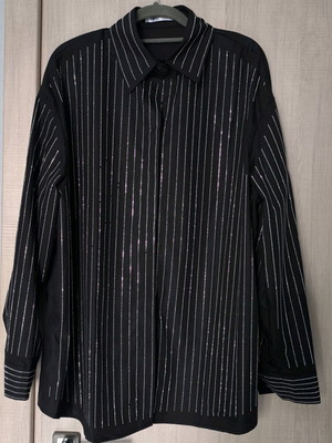 Shirt with rhinestones new, one size, black