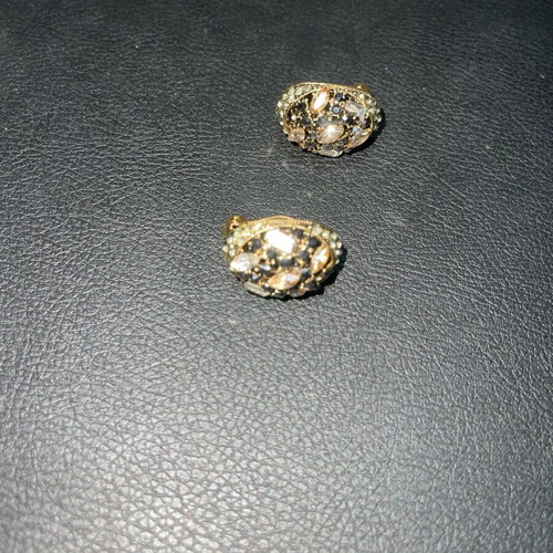 Clip-on earrings used