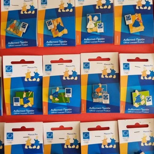 Pins Athens 2004 Mascot Sports new, set of 35 pieces
