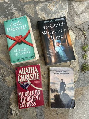 Комплект от 4 английски книги, класическа и съвременна литература