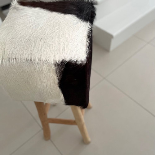 Bar stool like new decorative for clothing store