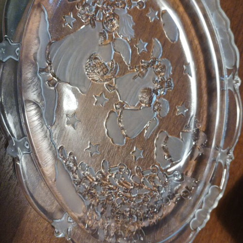 Small Christmas Platter like new