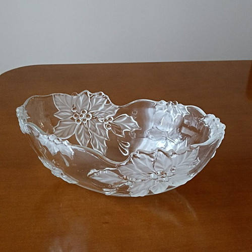 Mikasa crystal bowl Poinsettia centerpiece, like new