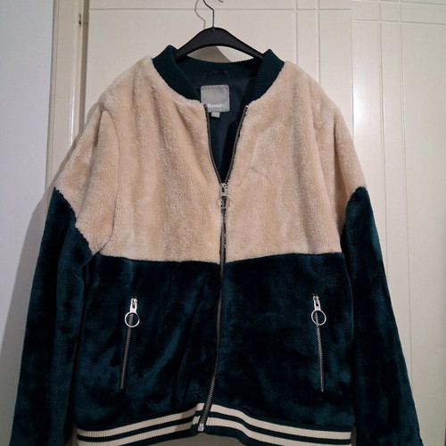 Bench Faux Fur Bomber jacket like new, emerald green and beige