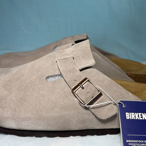 Birkenstock Boston BS Gray Suede Clogs brand new with tags