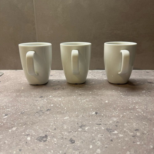 IKEA mugs set of 3 like new, white